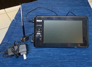 RCA RTV86073 7in Portable LCD Digital TV 480p ATSC/NTSC Tuner Battery Black